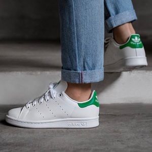 New In Box Green Stan Smiths Size 8